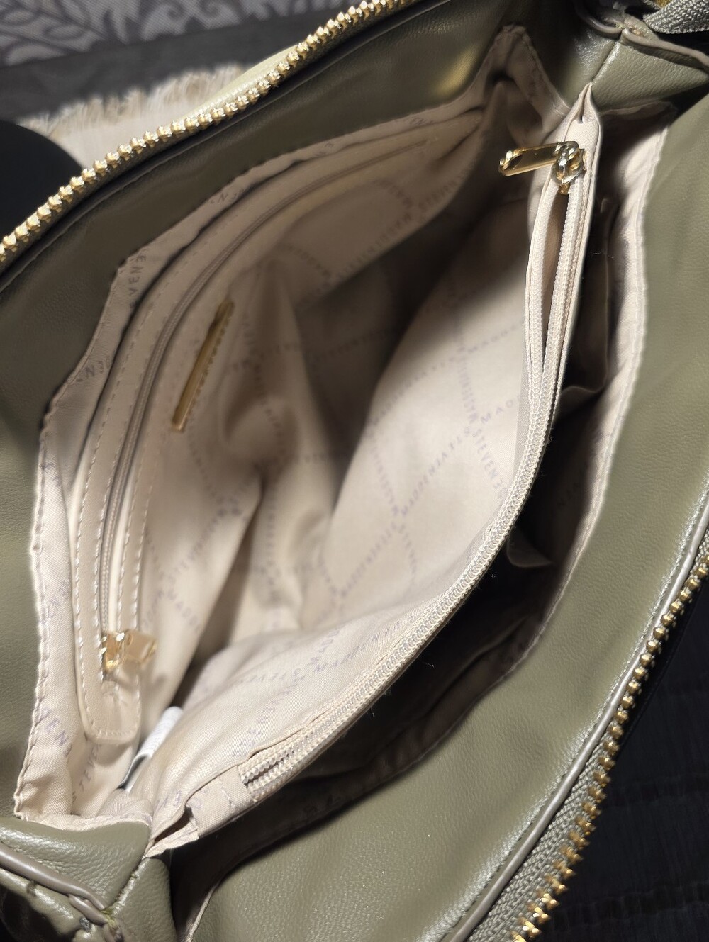 Steve Madden Bundle Olive Quilted Crossbody Bag And Baby Blue Book Bag - Picture 11 of 13